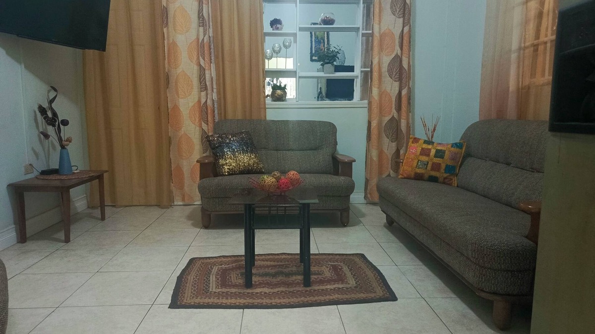 Port of Spain Apartment | 2-bedroom apartment with WiFi, AC in Port of Spain