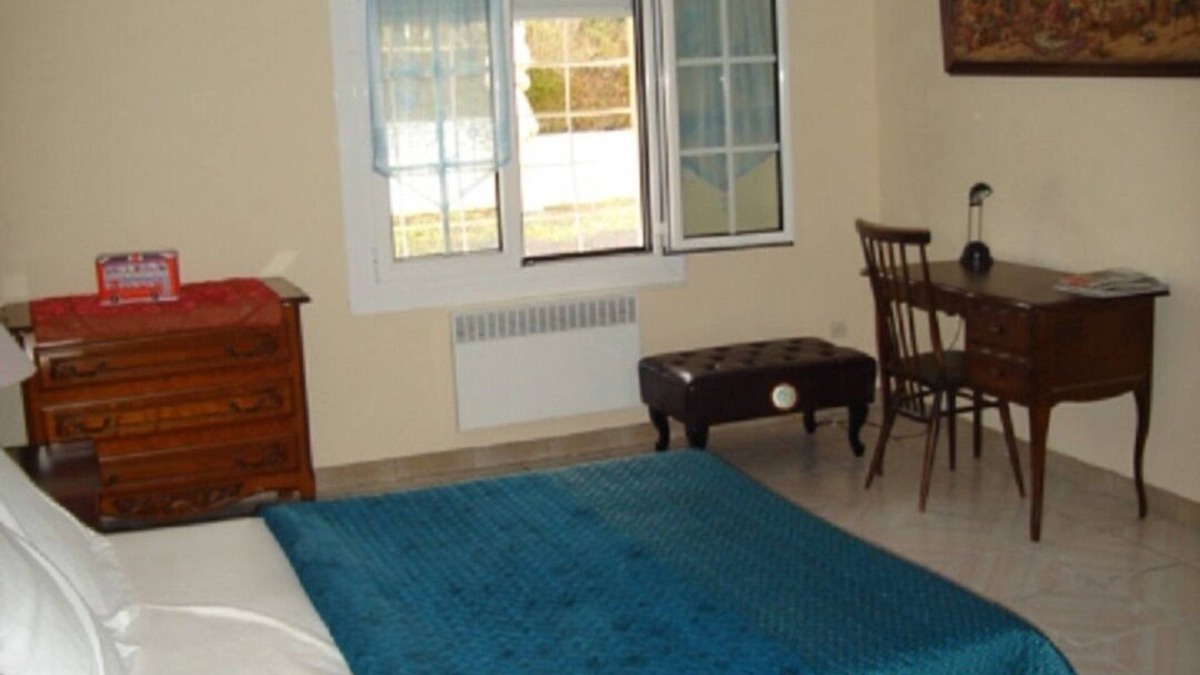 Mensignac Apartment | 2 Bedroom Apartment in 24350 - MENSIGNAC