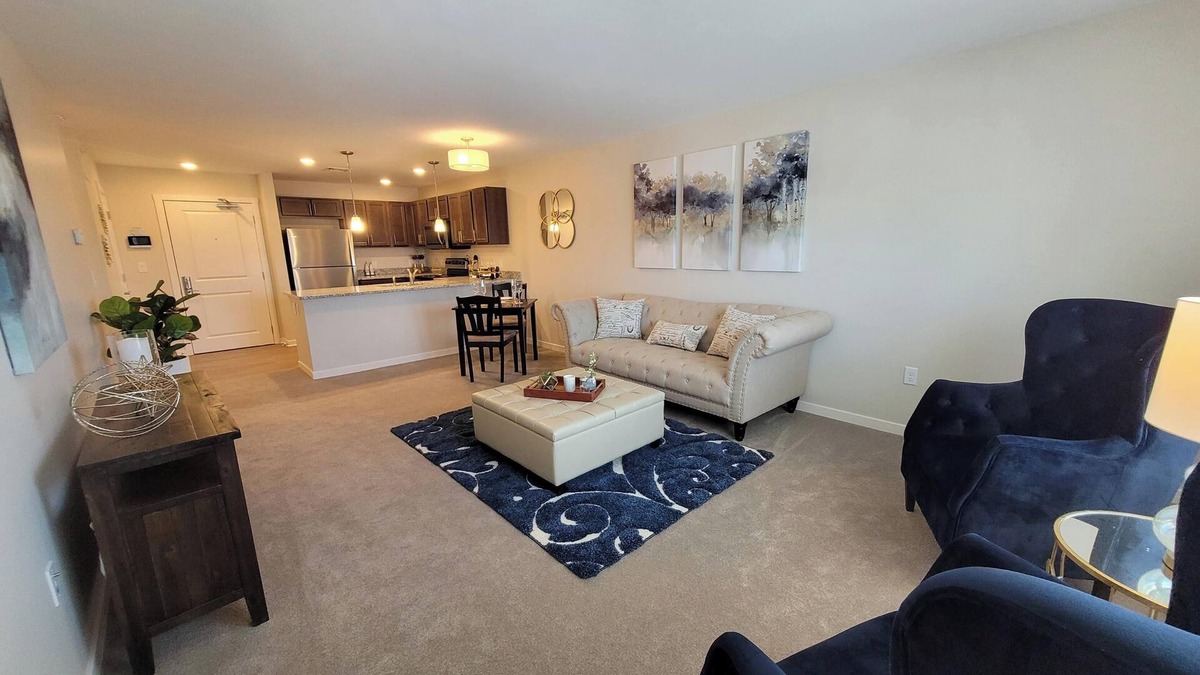Fenton Apartment | 2-Bedroom apartment in Fenton, MI with Wi-Fi, Fitness Center, & in-unit Laundry!