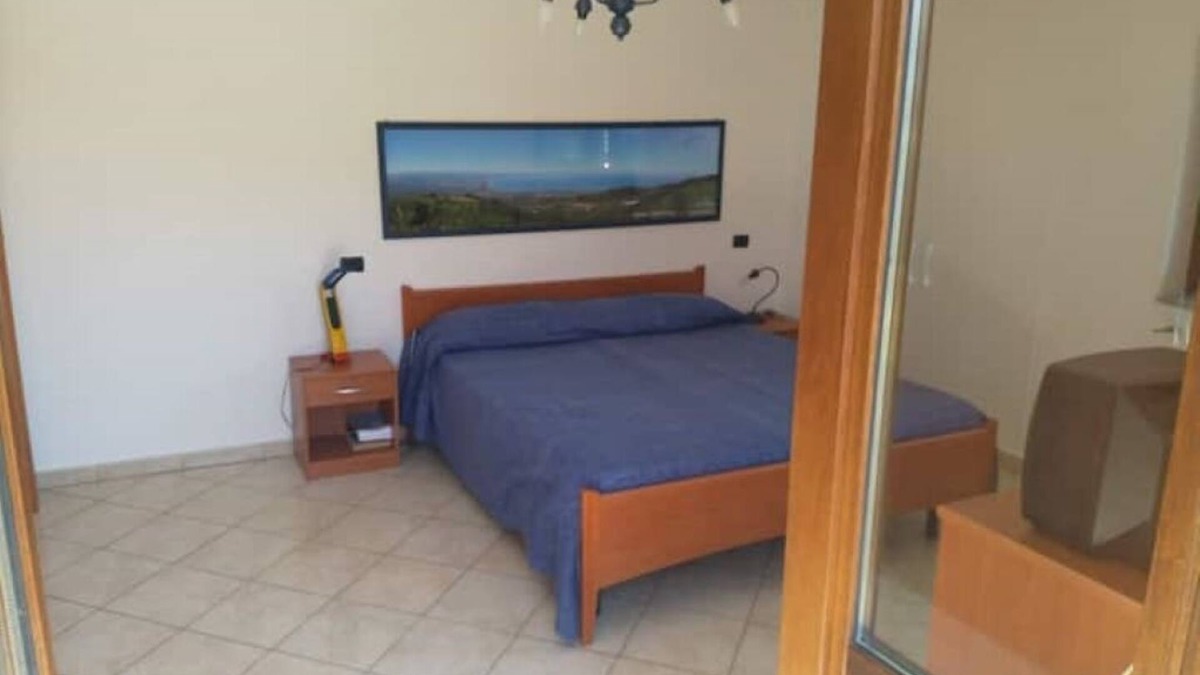 Gizzeria Apartment | 2 Bedroom Apartment in Lenzi
