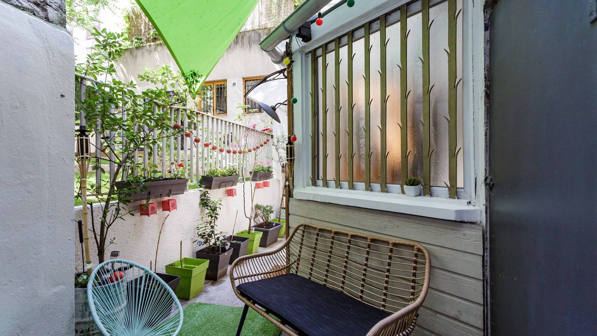 Belleville Apartment | 2 Bedroom Apartment in Paris
