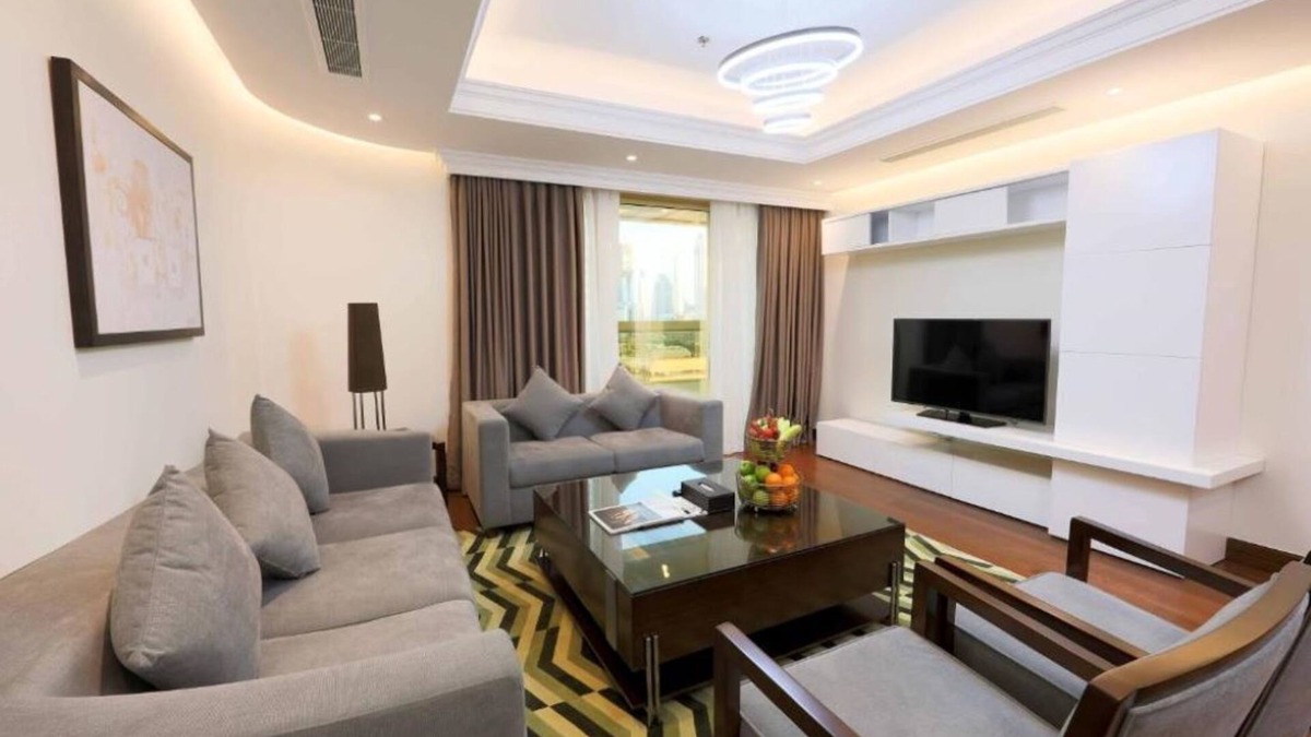 Sheikh Zayed Road Apartment | 2 Bedroom Apartment Near Financial Centre Metro
