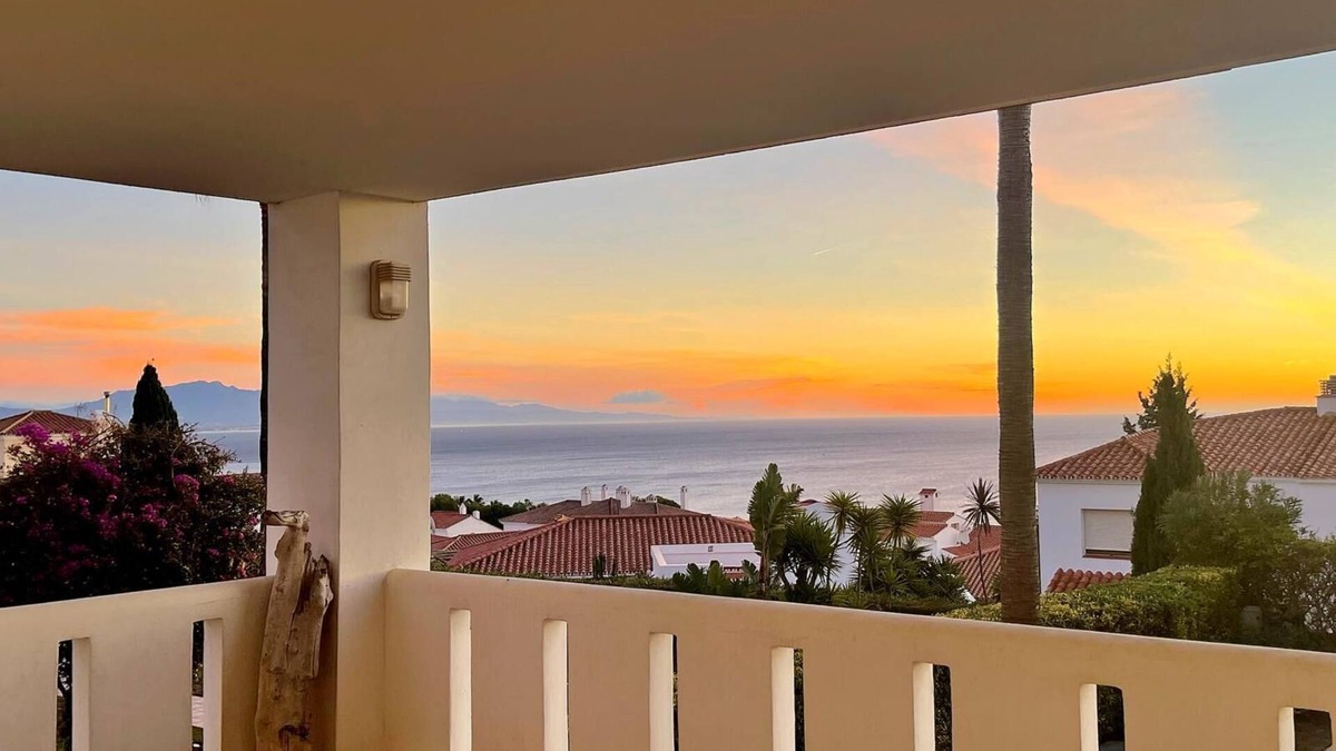 Puerto de la Duquesa Apartment | 2-bedroom apartment sea view Manilva