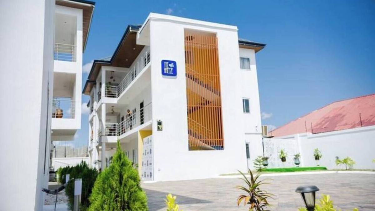 Prampram Apartment | 2 Bedroom Apartment with pool