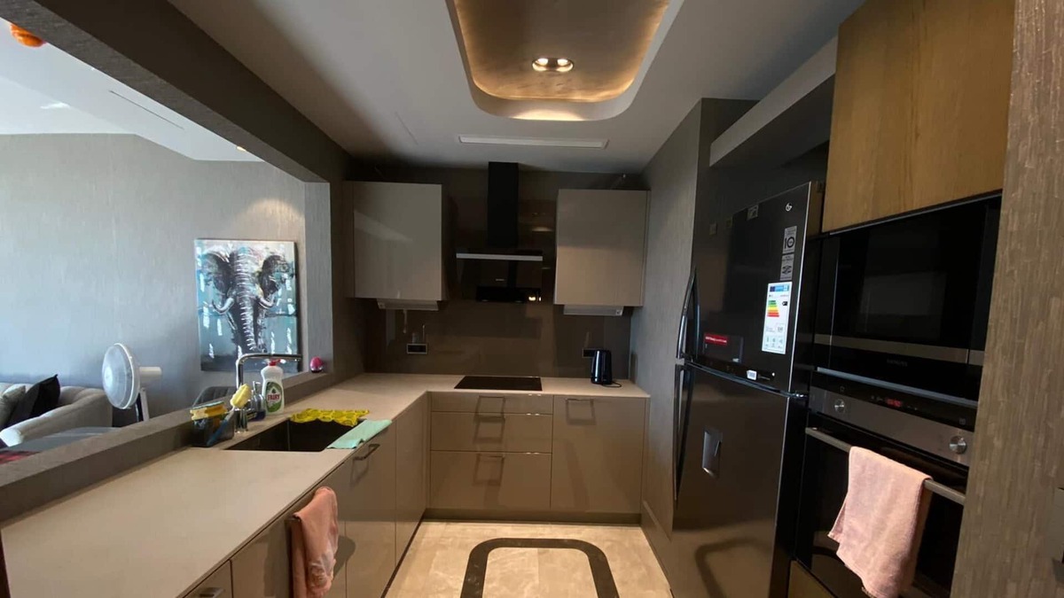 Bakırkoy Apartment | 2 Bedroom Apartment with stunning sea view , Next to FisekKhane Central Istanbul