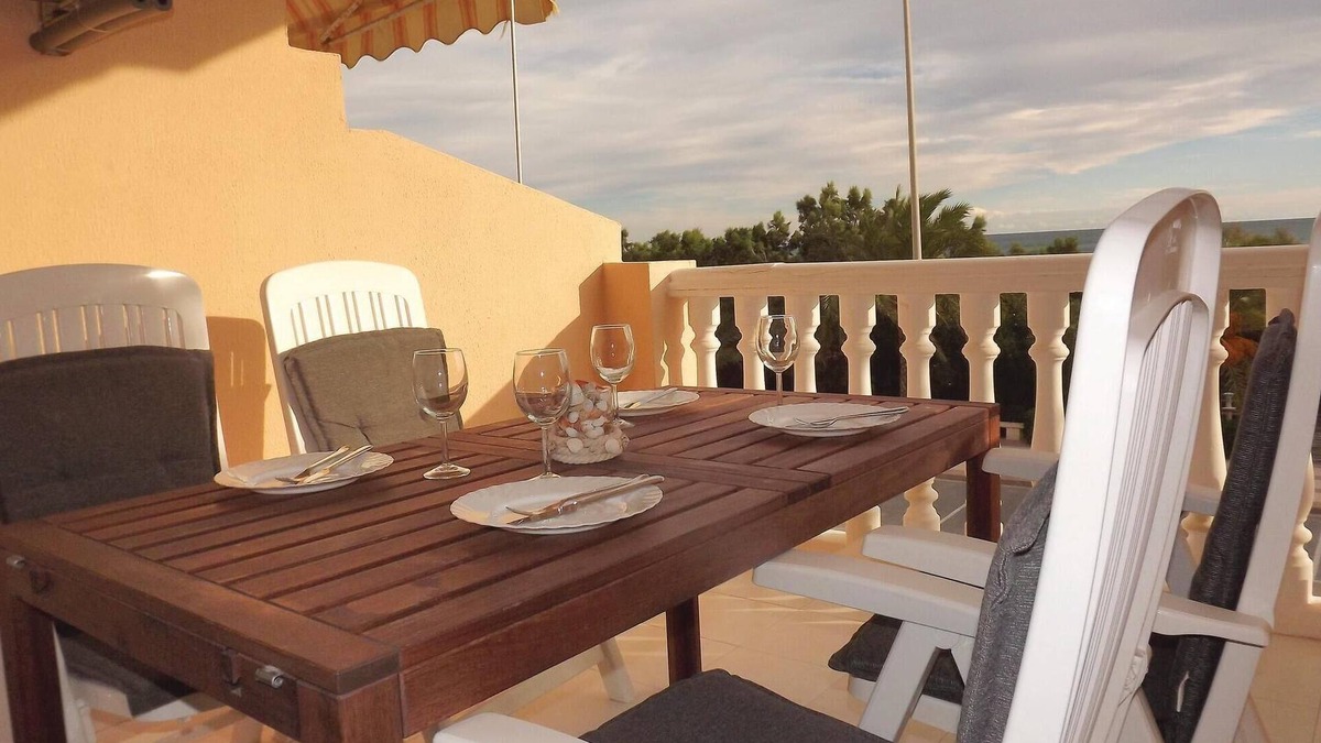 Platja de Piles Apartment | 2 bedroom awesome apartment in Piles