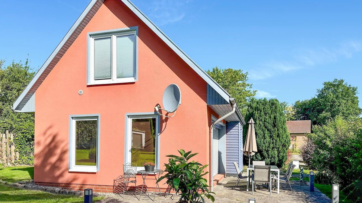 Hildebrandshagen House | 2 bedroom awesome home in Woldegk