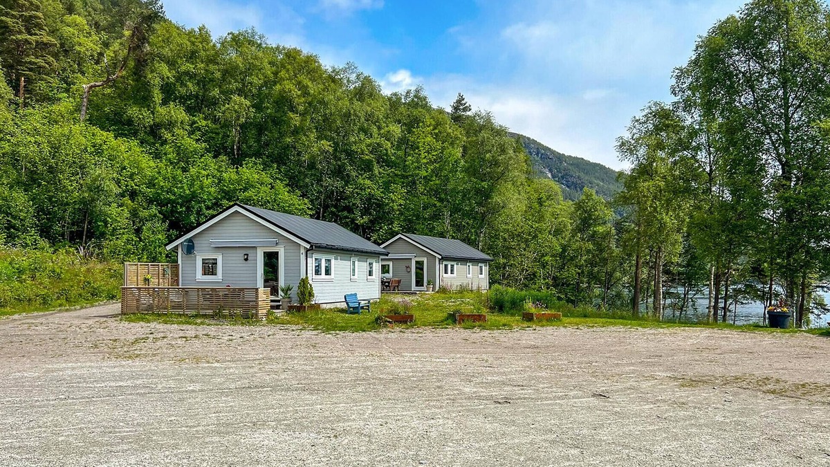 Hoyanger House | 2 bedroom awesome home in Lavik