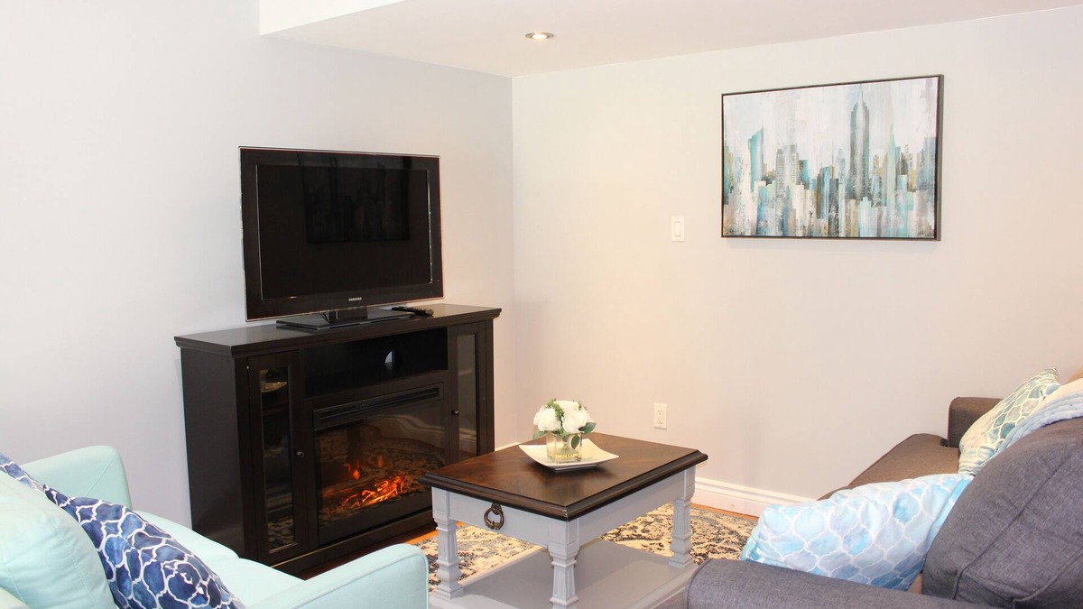 Abbotsford Apartment | 2-Bedroom basement suite with a separate entrance