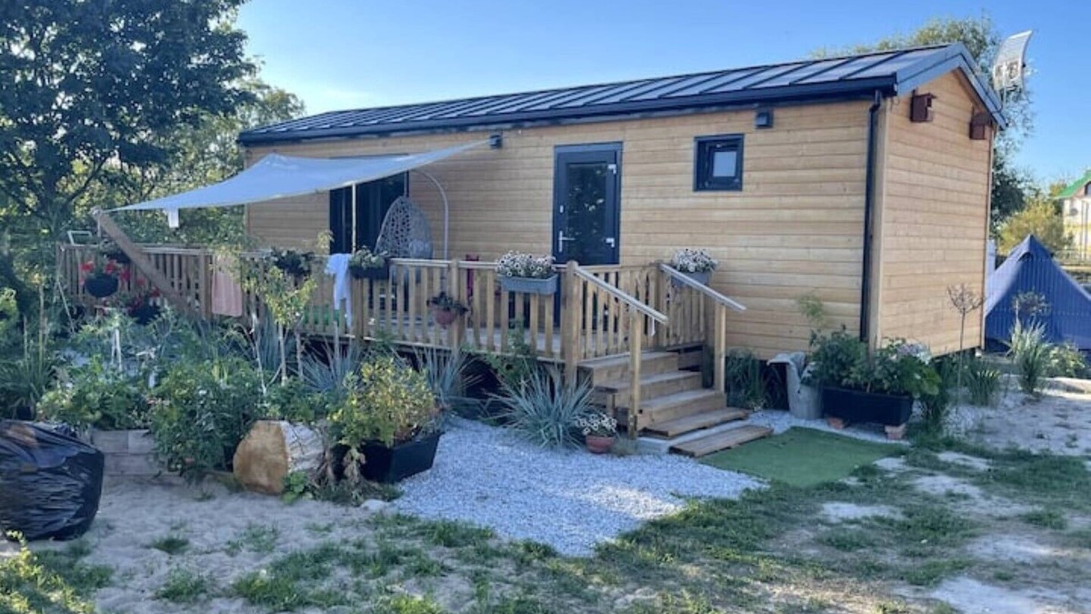 Miedzyzdroje Cabin | 2 bedroom beach cabin heated and airconditioned