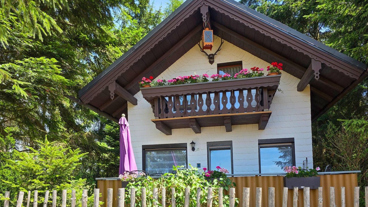 Gahma House | 2 bedroom beautiful home in Remptendorf