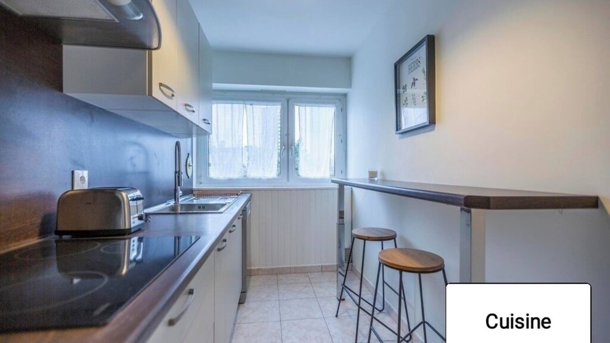 Chevilly-Larue Bed & Breakfast | 2 Bedroom Bed & breakfast in Chevilly-Larue