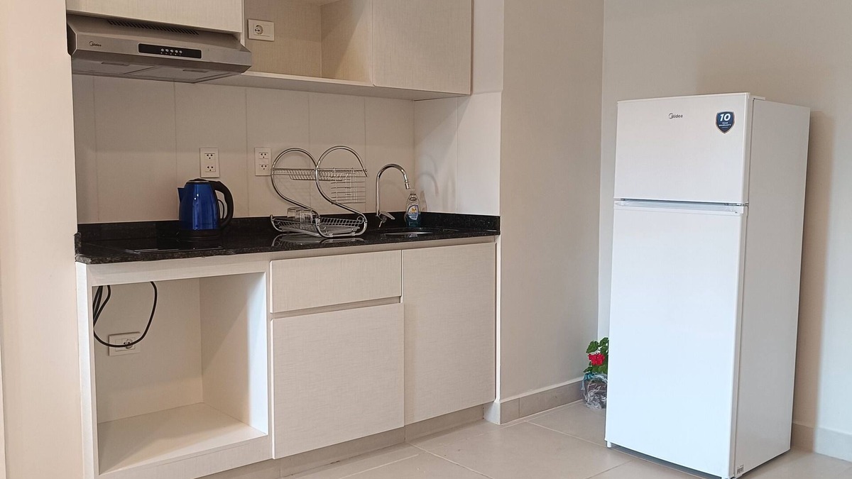 Encarnacion Apartment | 2-bedroom building in delightful Encarnacion with fitness room, AC