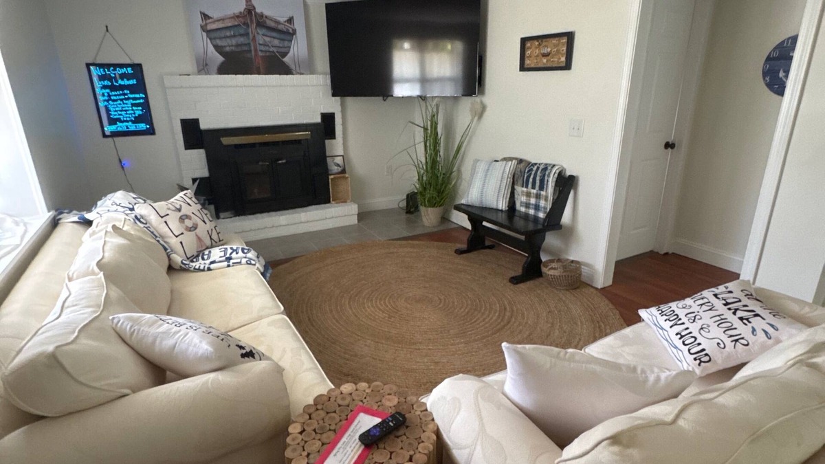 Spring City Cabin | 2-bedroom cabin in charming Spring City walking distance to watts bar lake.