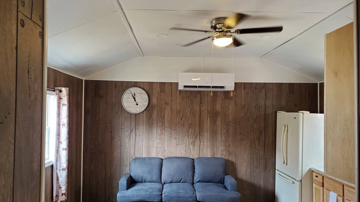 New Boston Cabin | 2 Bedroom Cabin Near the River