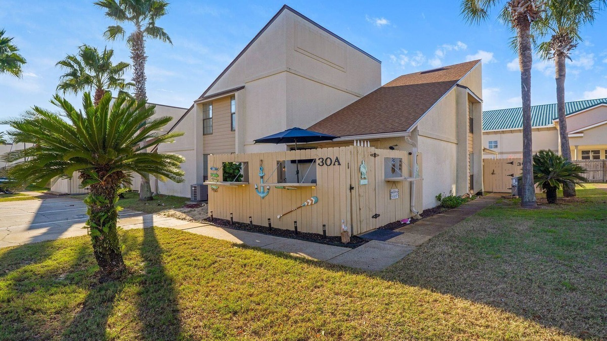 Summer Breeze Condo | 2-bedroom condo in charming Panama City Beach with WiFi, fitness room