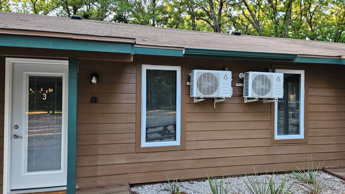 Lebanon Condo | 2-bedroom Condo #3 at Bennettscape Lodge with AC, WiFi by Bennett Spring Park