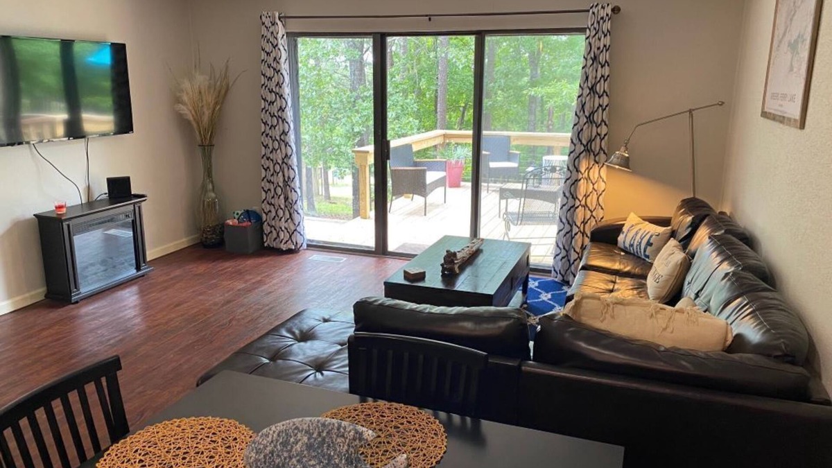 Fairfield Bay Condo | 2-bedroom condo in beautiful Fairfield Bay close to amenities.