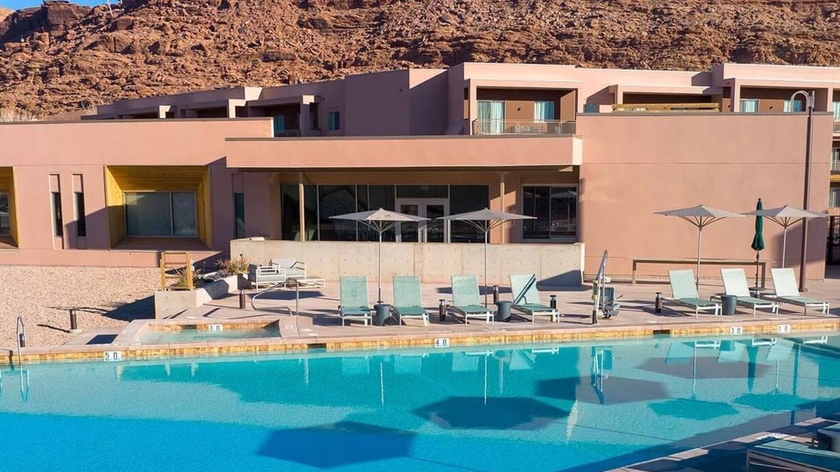 Moab Condo | 2-bedroom condo in amazing Moab with fitness room, WiFi, AC