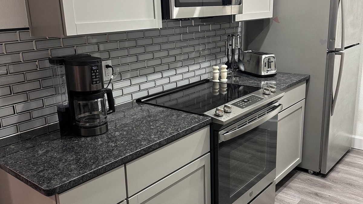 Amarillo Condo | 2-bedroom condo in awesome Amarillo with AC, WiFi