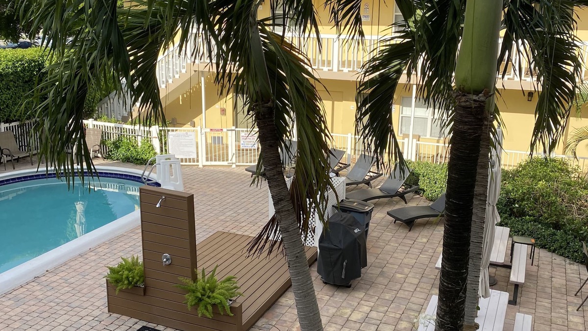 Harbor Village Condo | 2 bedroom condo in quiet, 16 unit, non smoking complex