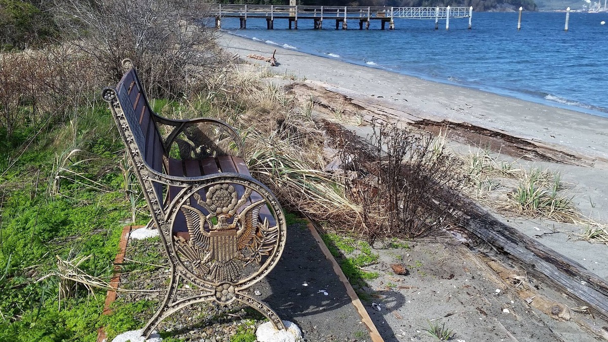 Adelma Beach Condo | 2 Bedroom Condo - Kala Point, Port Townsend - Beach, Pool, Clubhouse