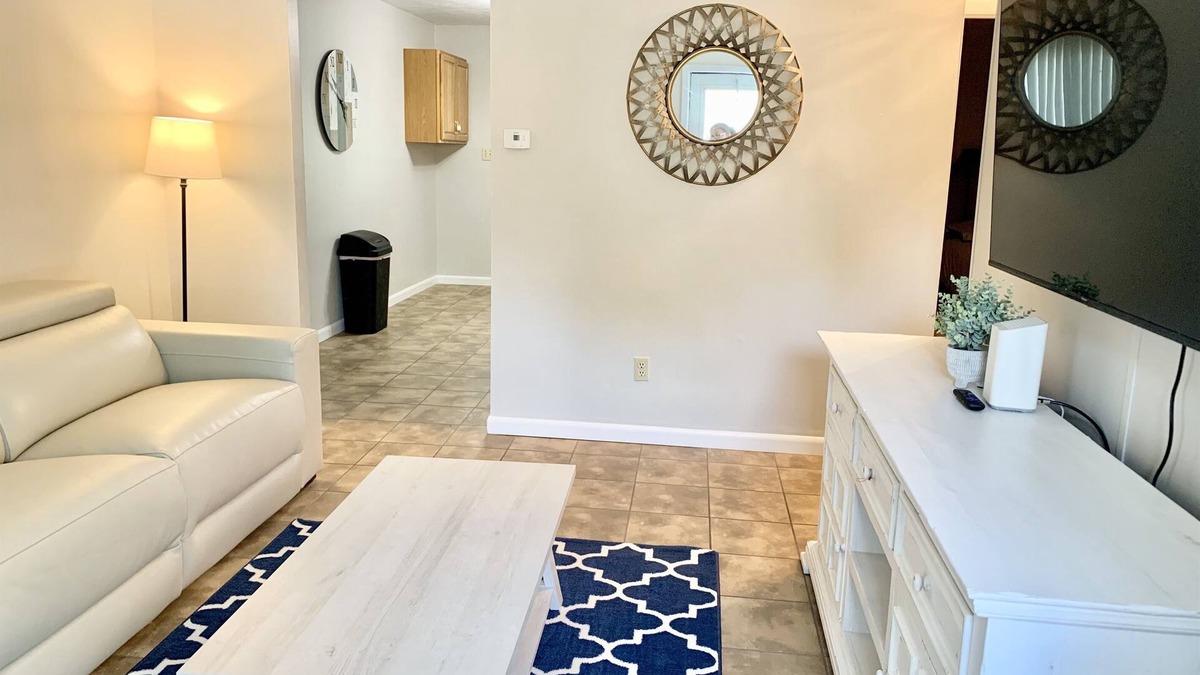 Kokomo Condo | 2 Bedroom Condo located on the Northwest side of Kokomo