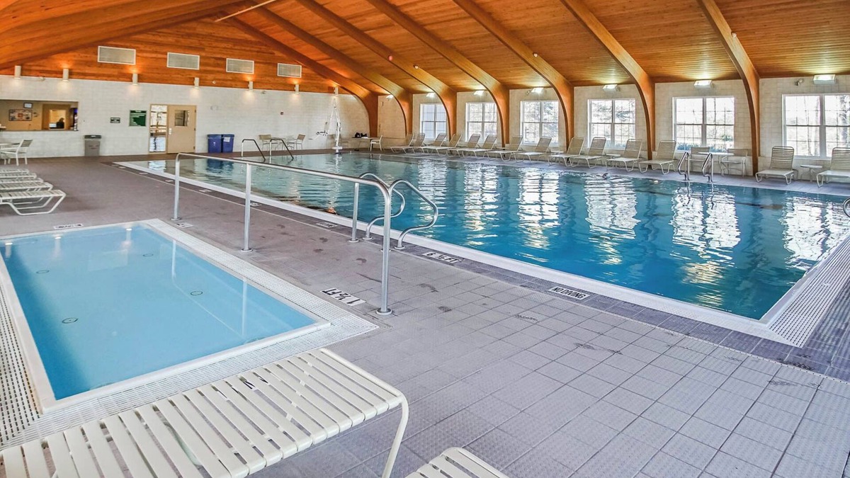 Tafton Condo | 2-Bedroom Condo Near Lake Wallenpaupack