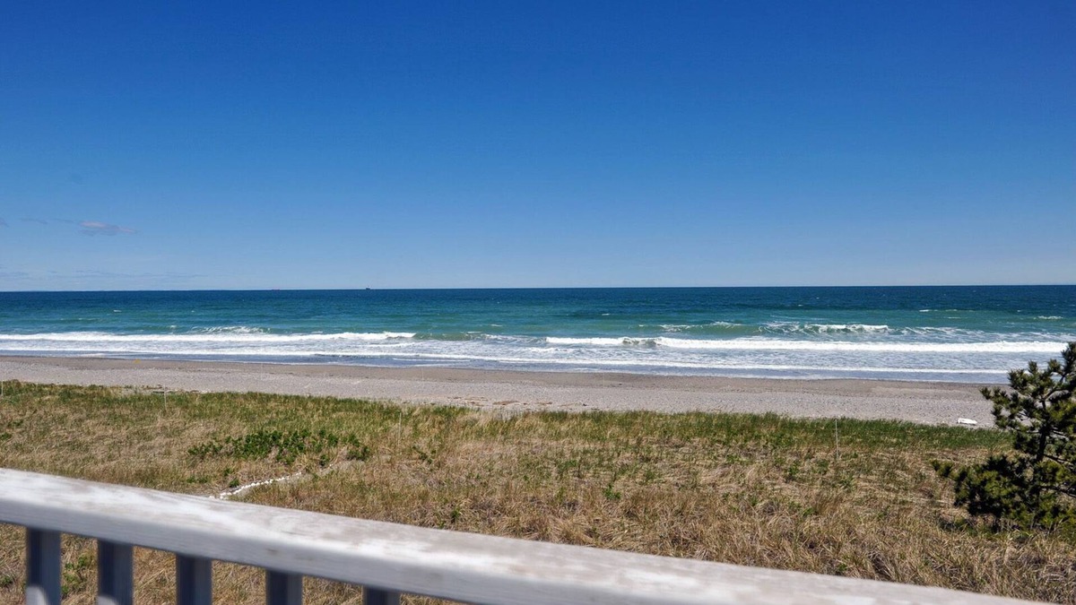 Waveland Condo | 2 bedroom condo with direct beach access!