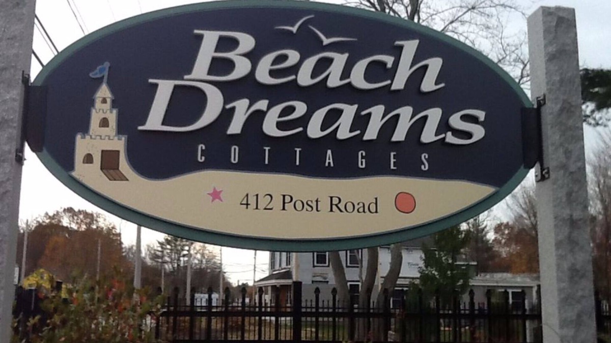 Moody Cottage | 2-bedroom cottage just 3 minutes drive to Moody Beach