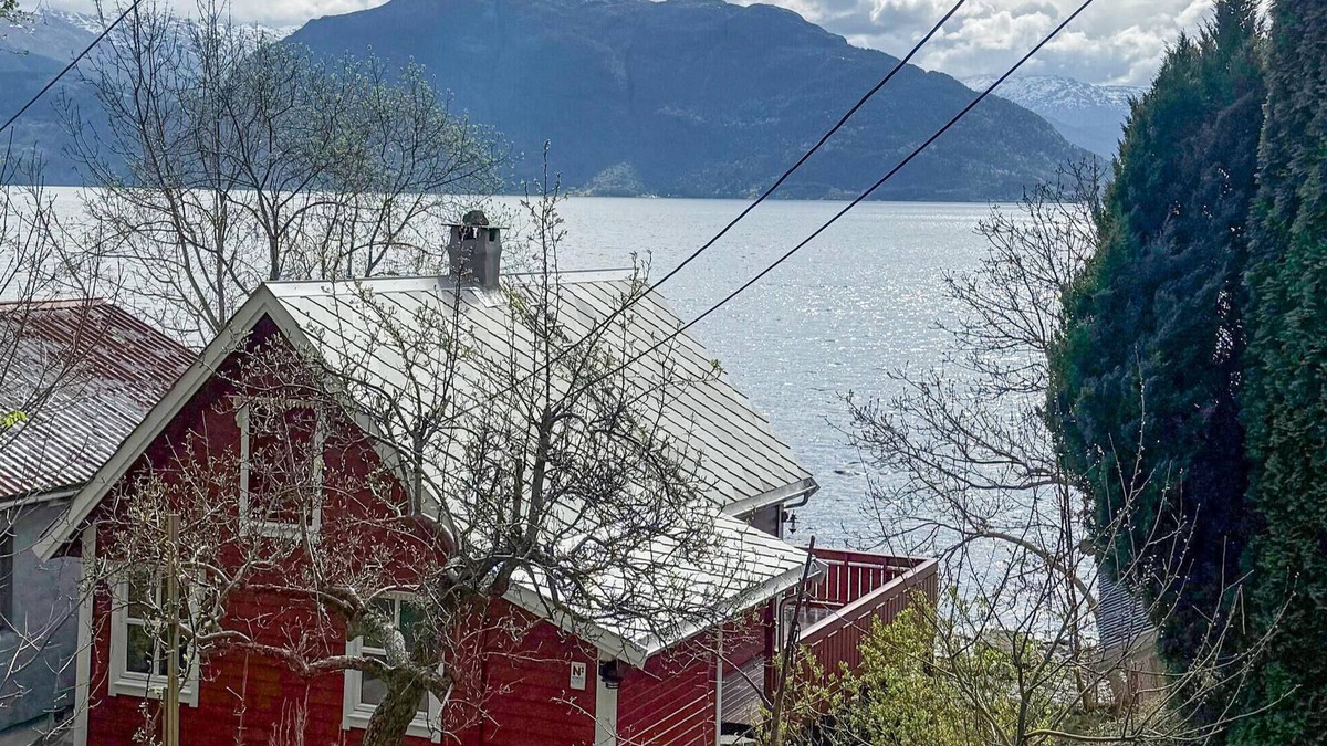 Ytre Alvik House | 2 bedroom cozy home in ålvik