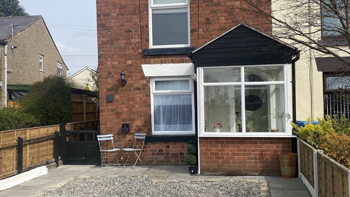 Adlington Cottage | 2 Bedroom Cute & Cosy Cottage in the village of Adlington, Lancashire