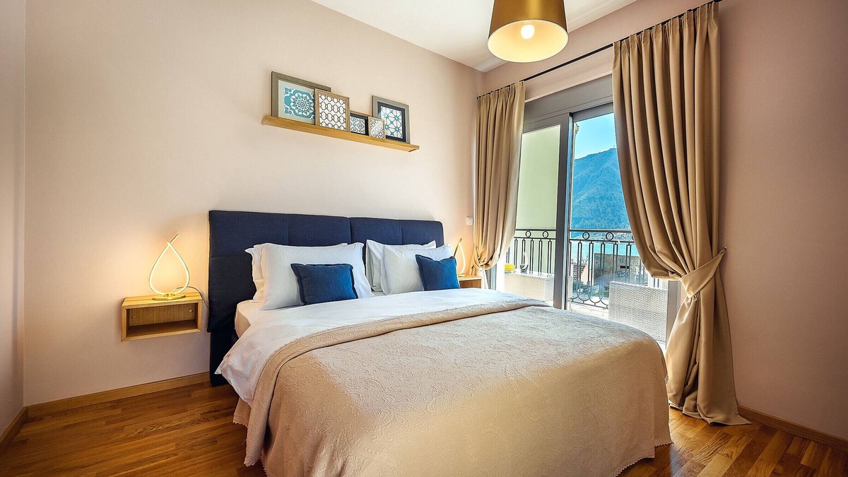 Dobrota Apartment | 2 Bedroom designer apartment with Pool in Kotor Dobrota