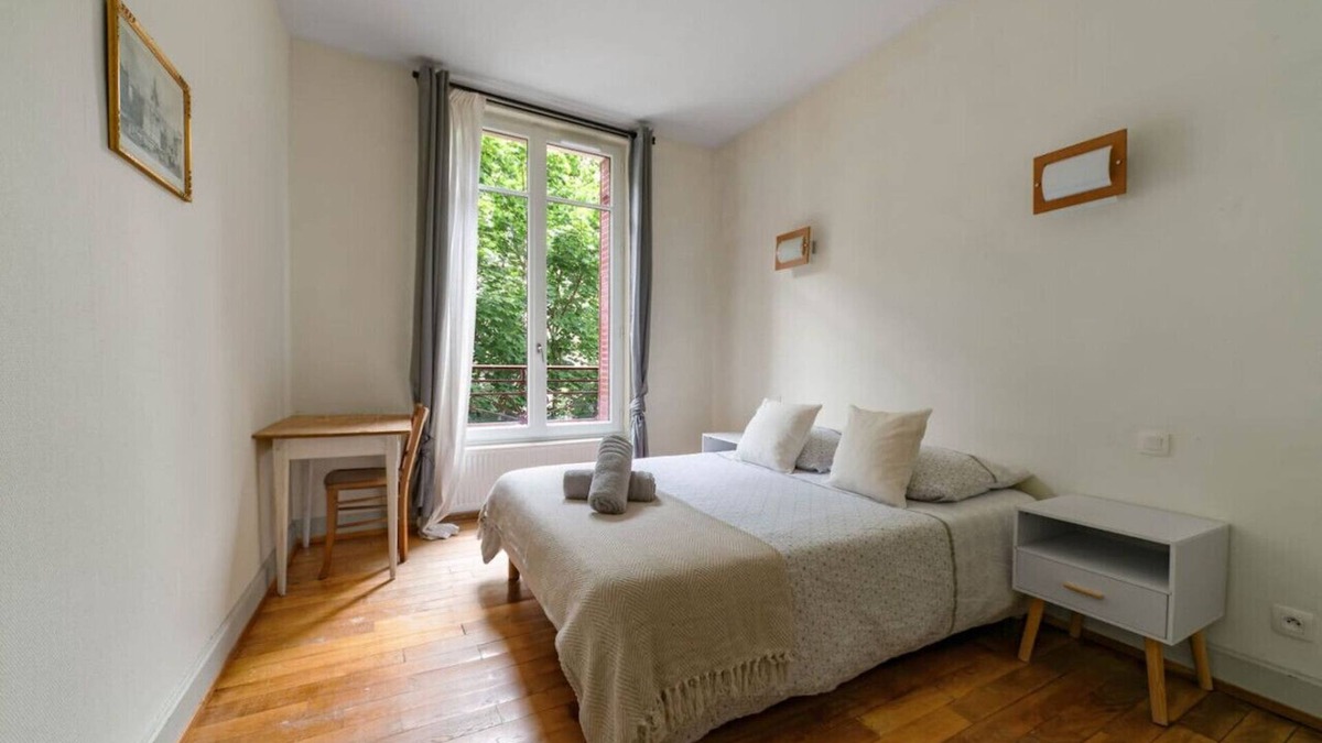 Republique Apartment | 2-bedroom designer apartment, Thermes district