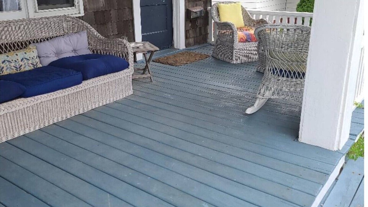 Avon Apartment | 2-bedroom down stairs 2 blocks from beach in Bay Head with AC & bikes