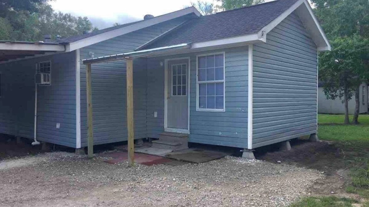 Sulphur House | 2 Bedroom Duplex - 1016 Kim St #2