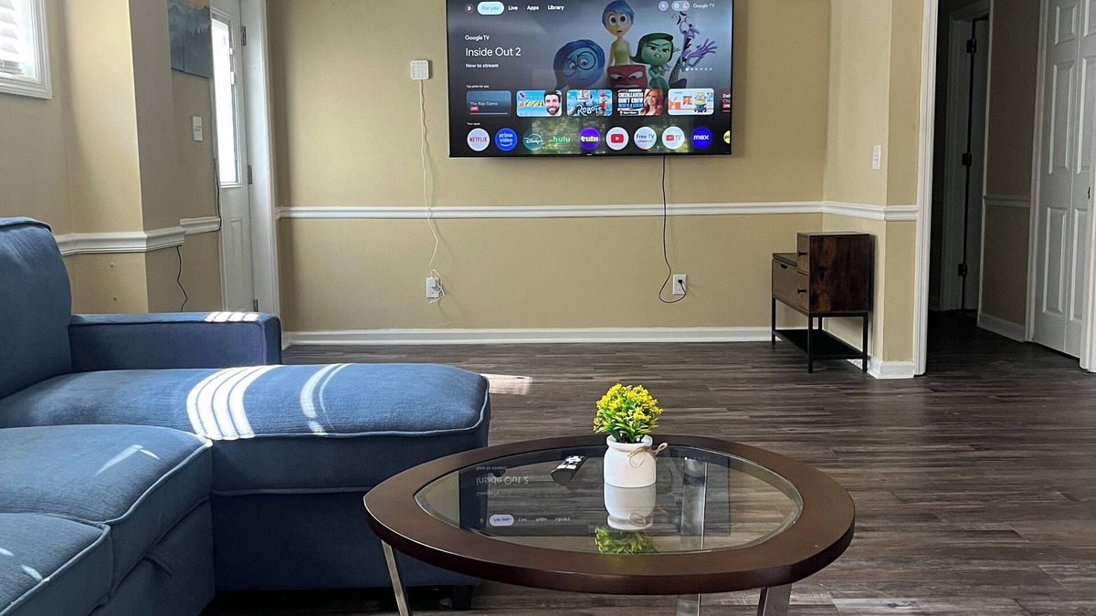 Dalton Apartment | 2-bedroom Duplex with AC, WiFi in delightful Dalton