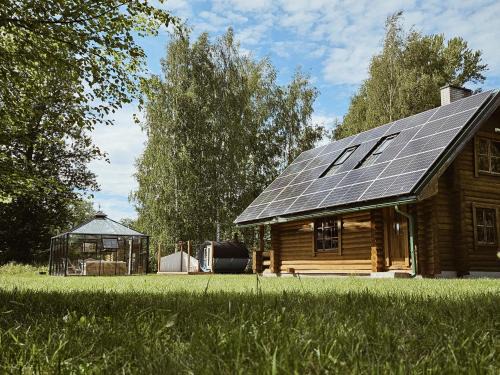 Papsaare House | 2-bedroom, fenced yard, sauna, 10 min to Pärnu
