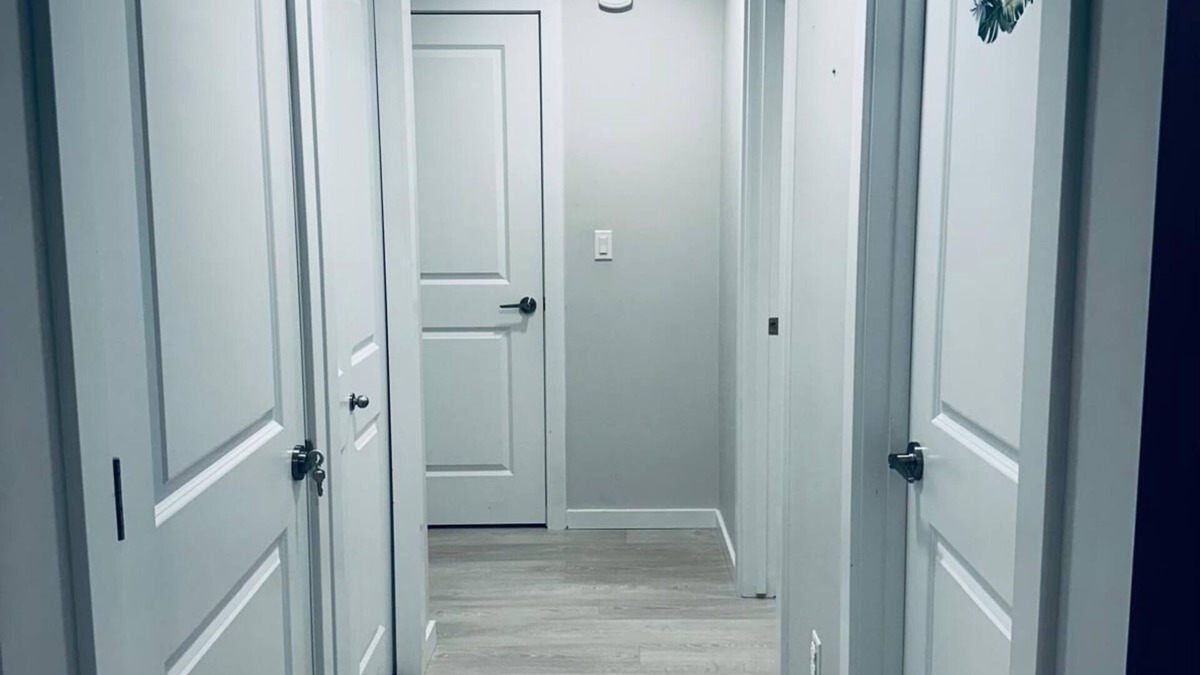 Southwest Edmonton Bed & Breakfast | 2-bedroom furnished basement suite/sleeps 5/Netflix.nPets are welcome. No stove.