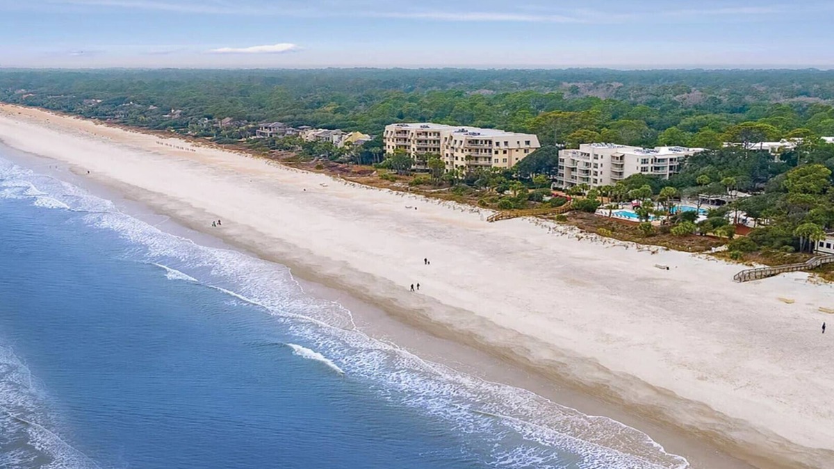 Sea Pines Resort | 2 Bedroom Garden View at Marriott's Monarch at Sea Pines