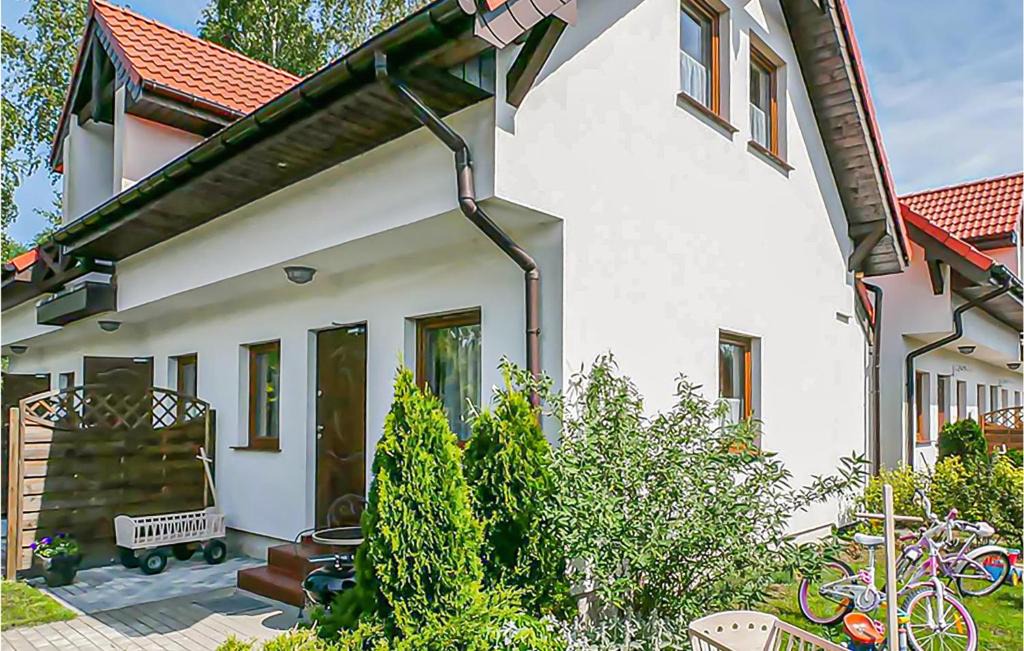 Dabki Apartment | 2 Bedroom Gorgeous Apartment In Bobolin