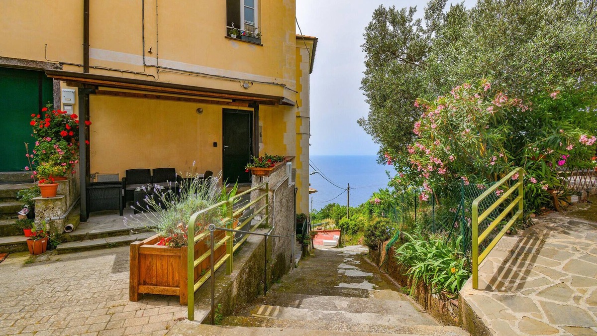 Bonassola House | 2 bedroom gorgeous home in Bonassola