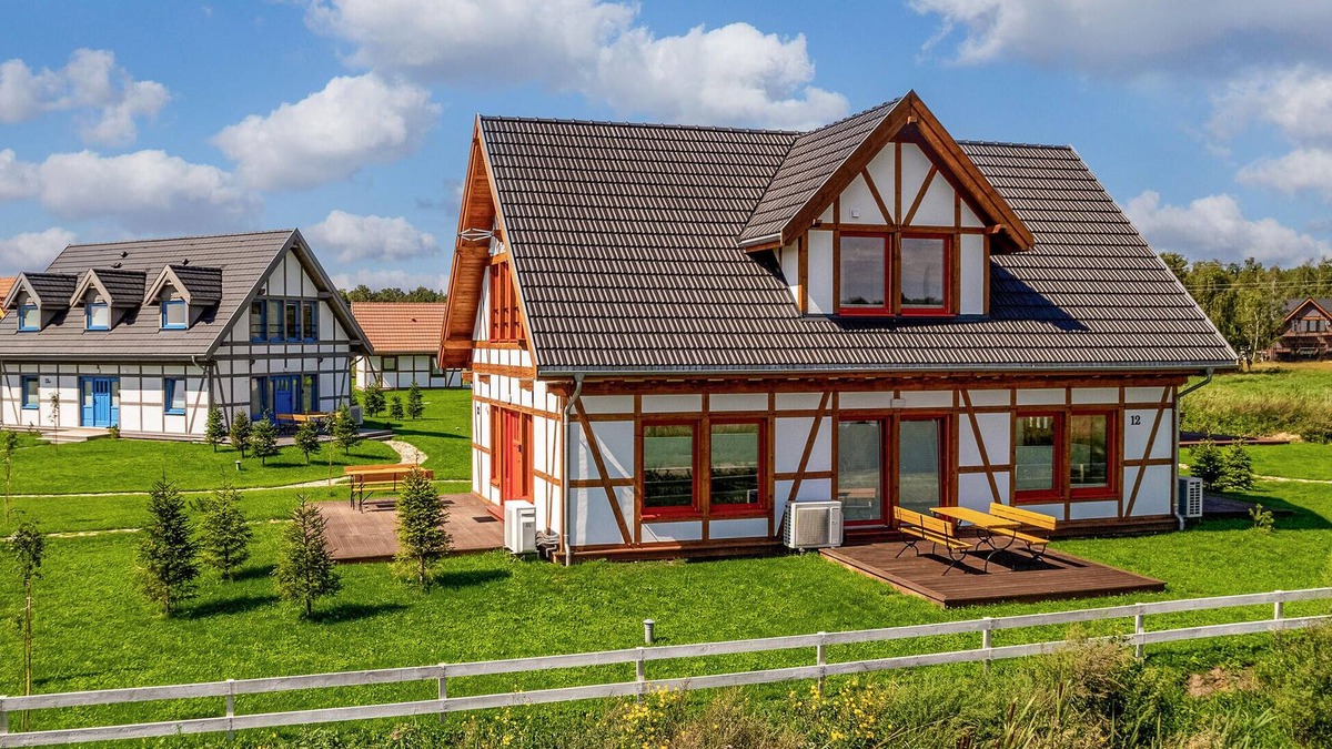 Debina House | 2 bedroom gorgeous home in Rowy