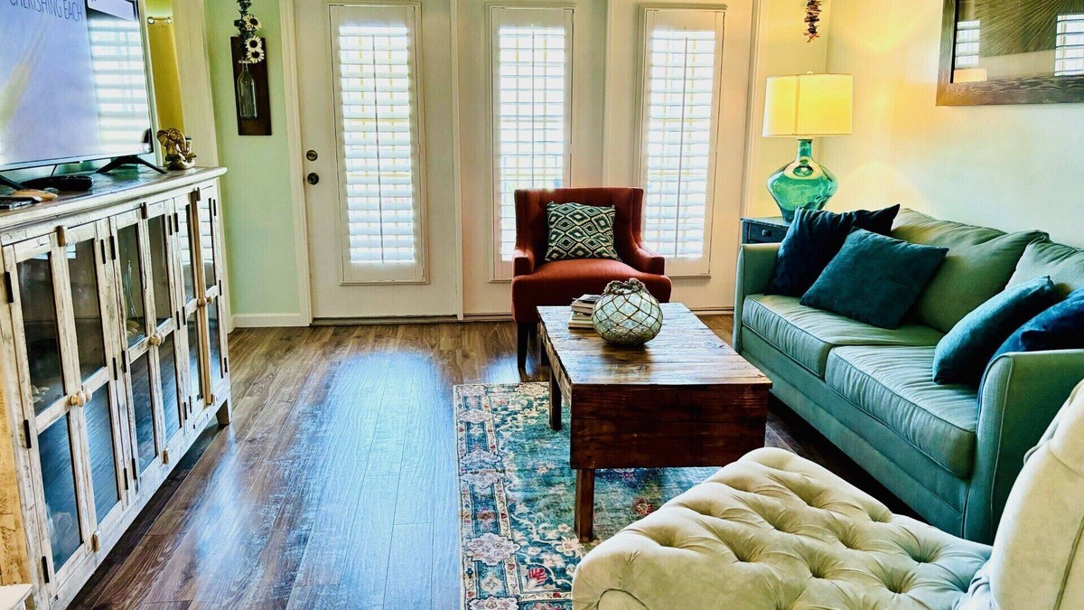 Saint Simons Heights Condo | 2-bedroom Happy and Cozy condo in lovely St. Simons Island with AC, Wi-Fi