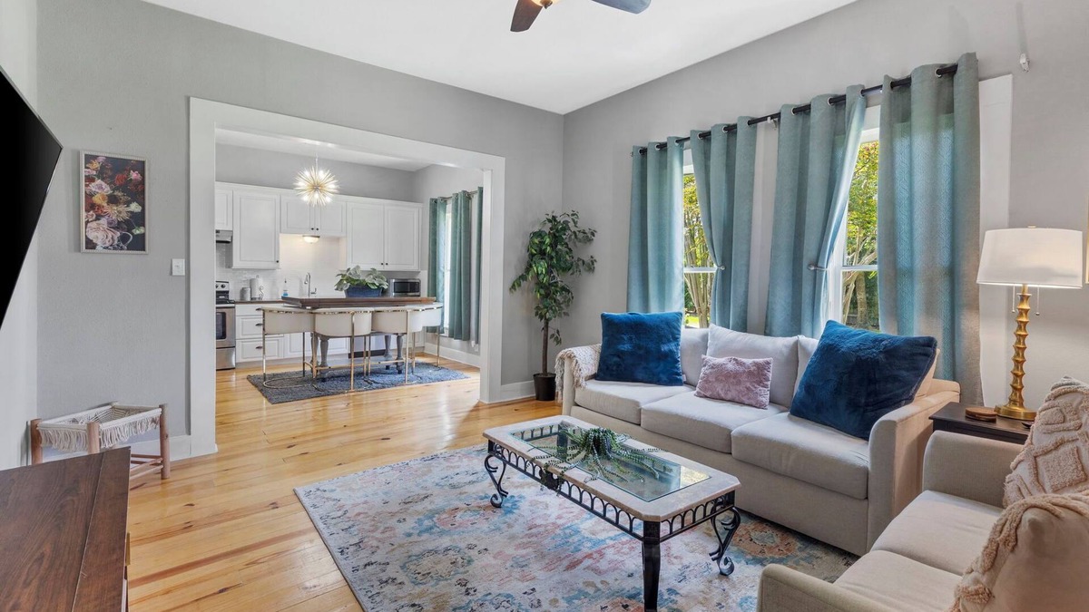 Lake Charles House | 2 Bedroom Home in Downtown Lake Charles, La