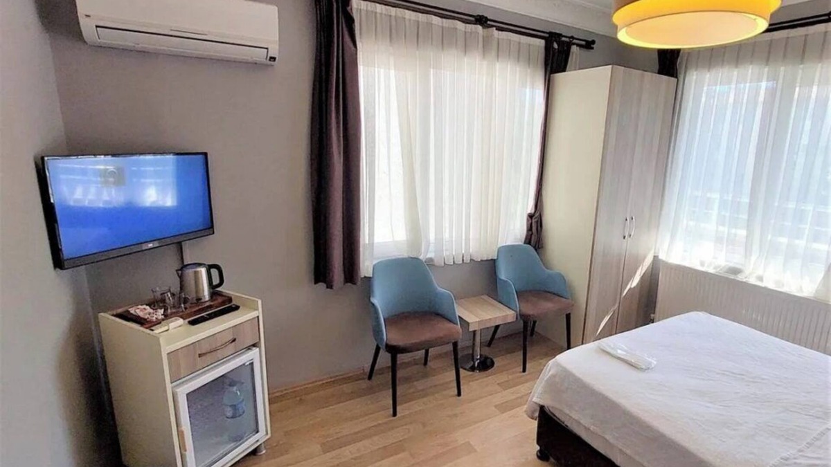 Rasimpasa House | 2-bedroom hotel in fantastic Istanbul with AC, WiFi ,professional staff