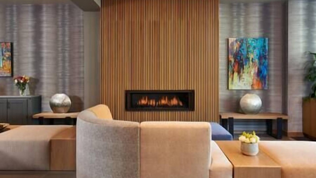 Downtown Hotel | 2 Bedroom Hotel Suite Next to The Nell and Gondola