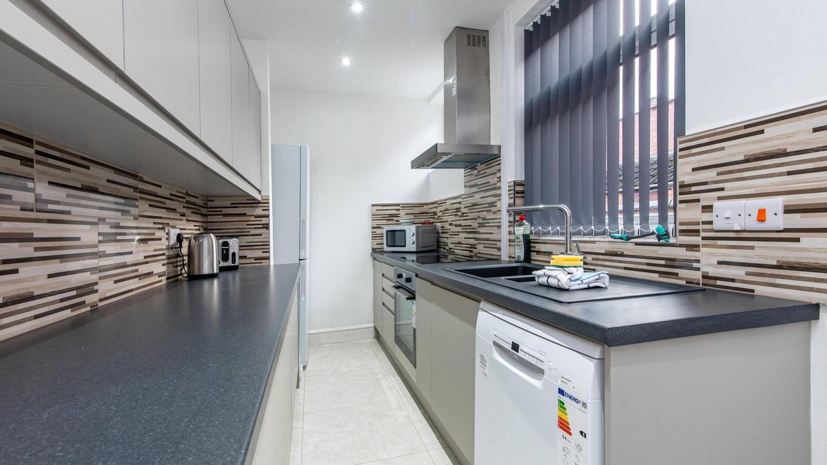 Welford House | 2 Bedroom House in the Heart of Leicester