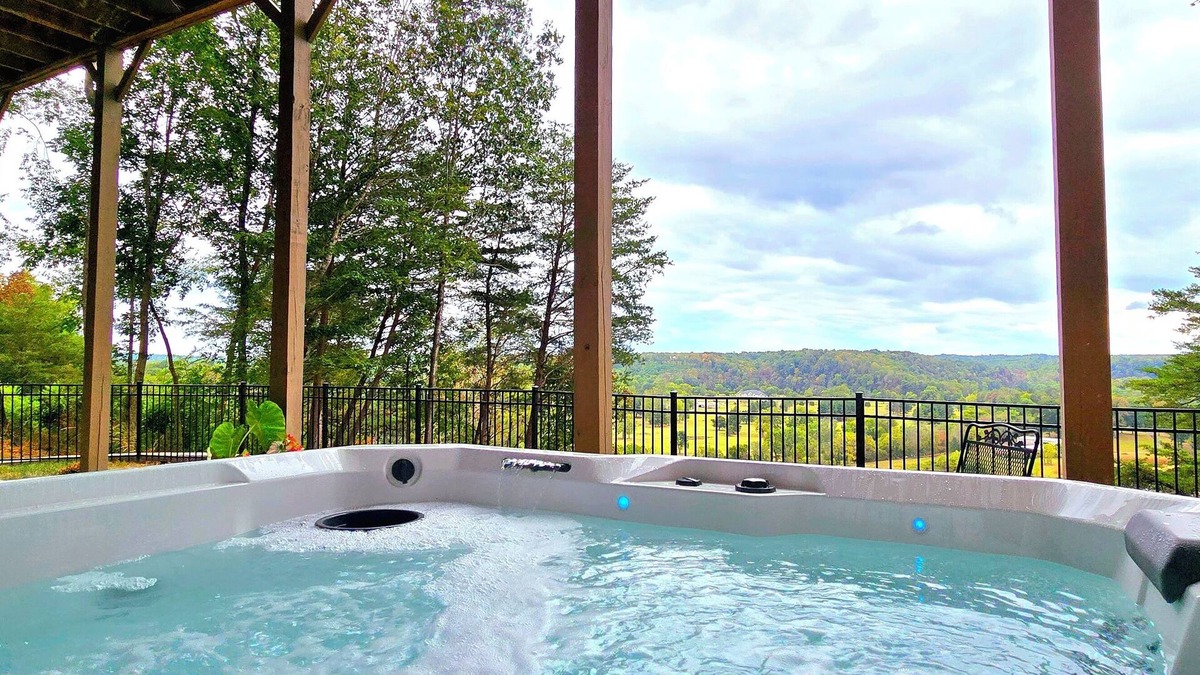 Ashland City House | 2-bedroom house in Ashland City, TN - 30 minutes from downtown Nashville