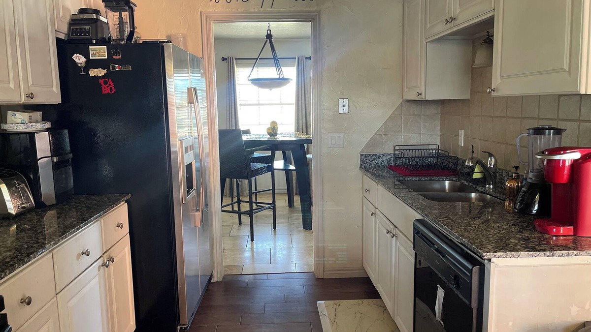 Oklahoma City House | 2 Bedroom house near Lake Hefner!